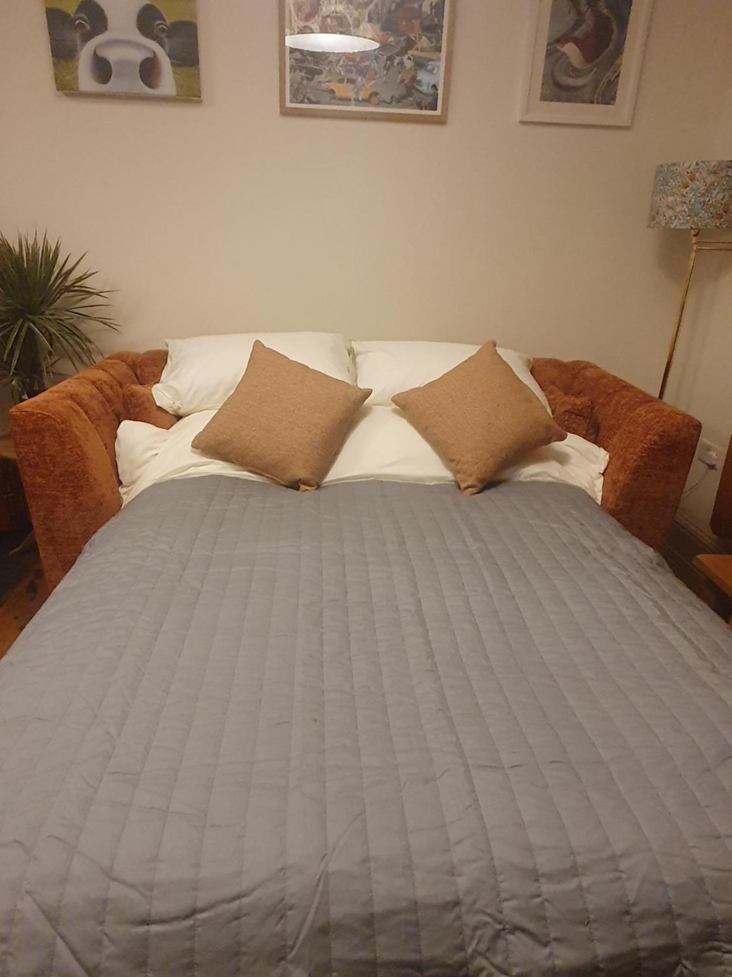 Central Gloucester Self-Catering Flat - A Hidden Gem Eksteriør bilde